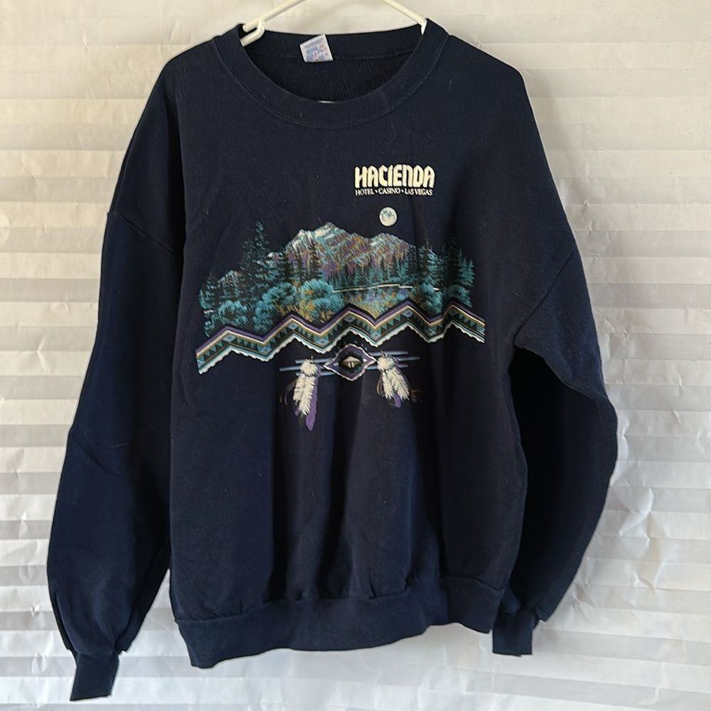 Hacienda Hotel & Casino Dark Blue Sweatshirt Size 2XL Retired Las Vegas Pullover